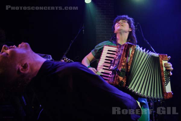 NUD - 2005-06-07 - PARIS - La Maroquinerie - 